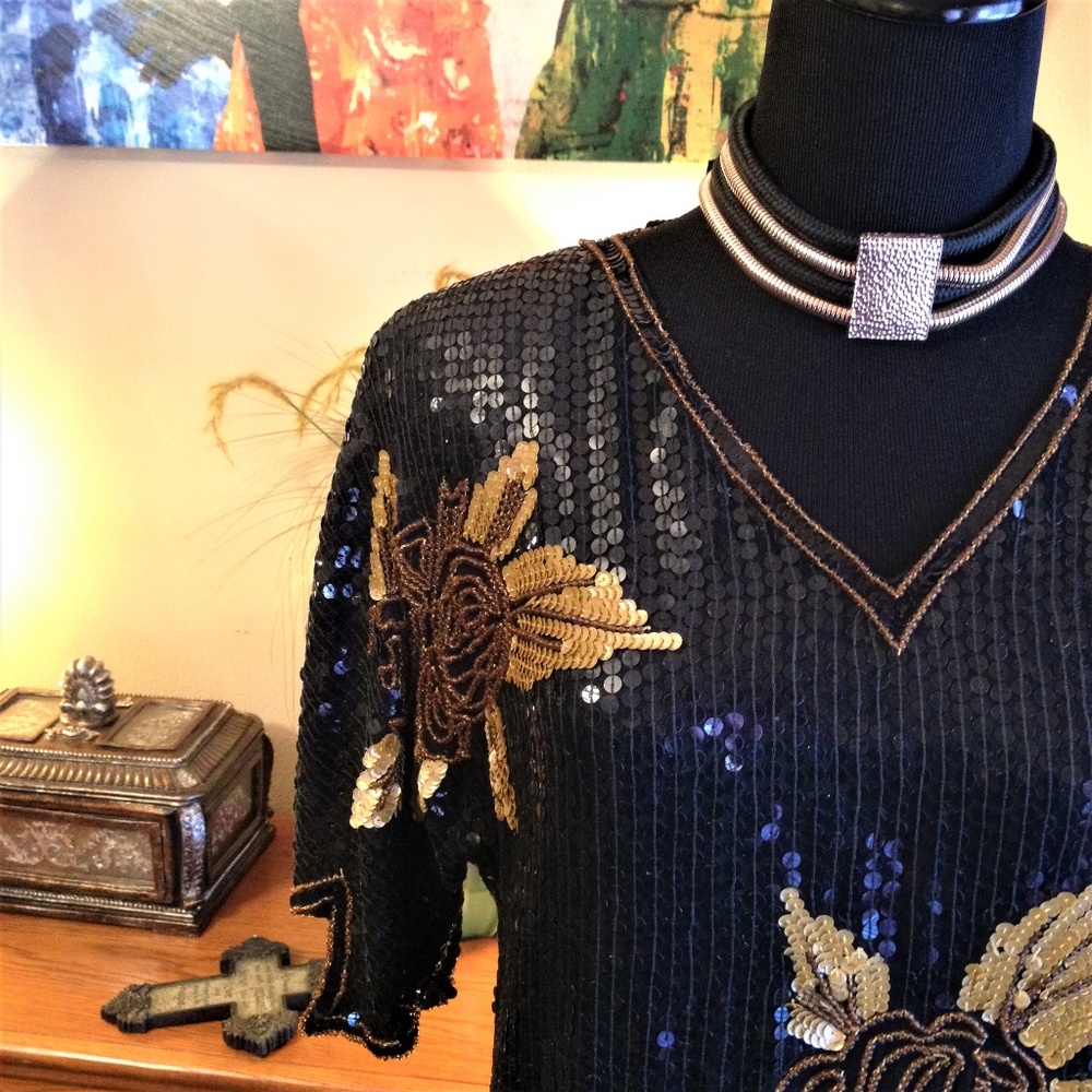 Vintage ROYAL FEELINGS Black &Gold Sequin top - Picture 9 of 13